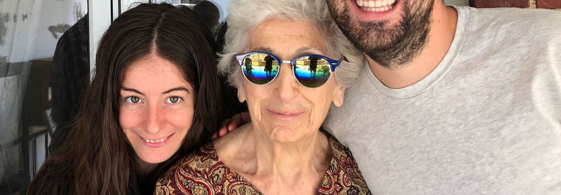 CBD for Seniors: How I Helped My Grandma Treat Her Pain